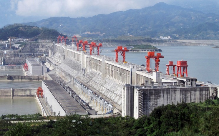 13 Facts About the Controversial Massive Chinese Dam That Slowed the Earth