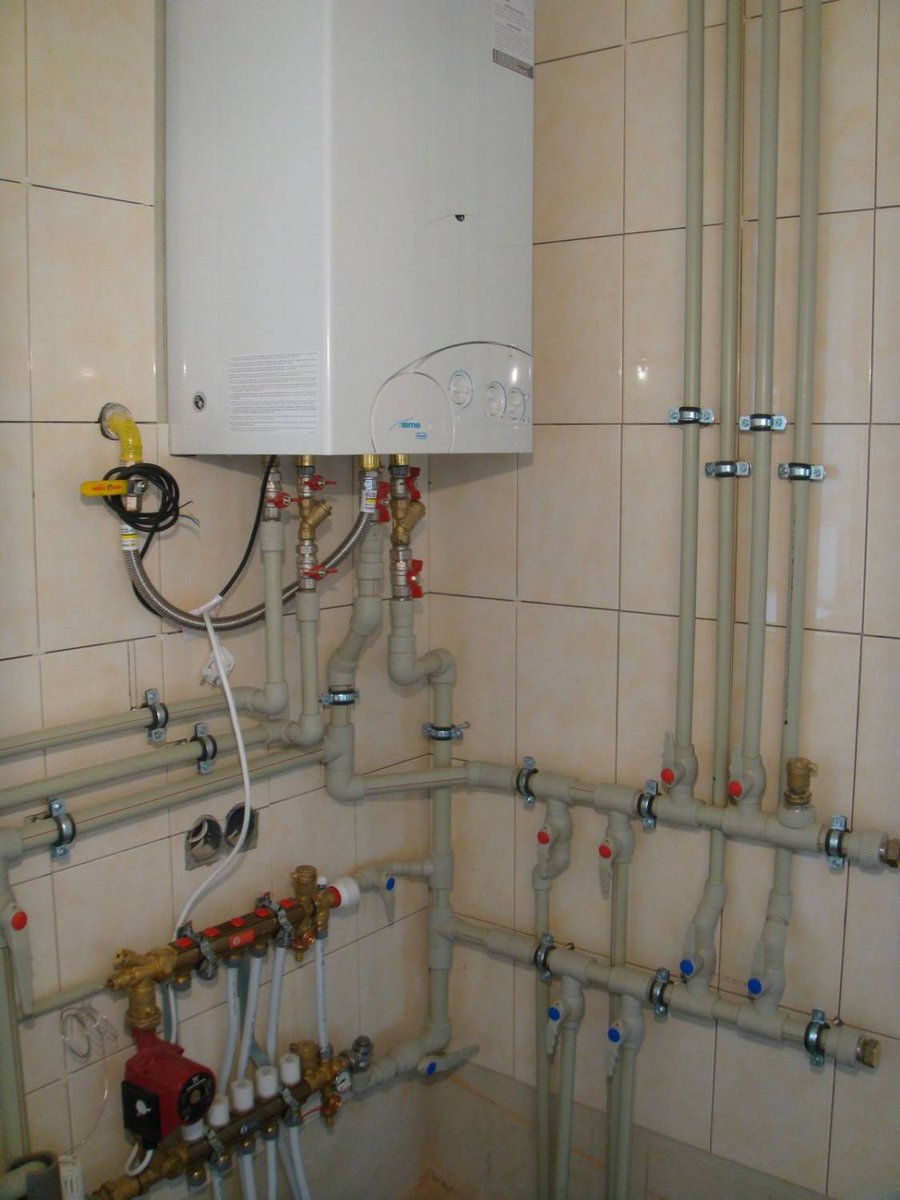 Газовые котлы для горячего водоснабжения частного дома: Газовые .