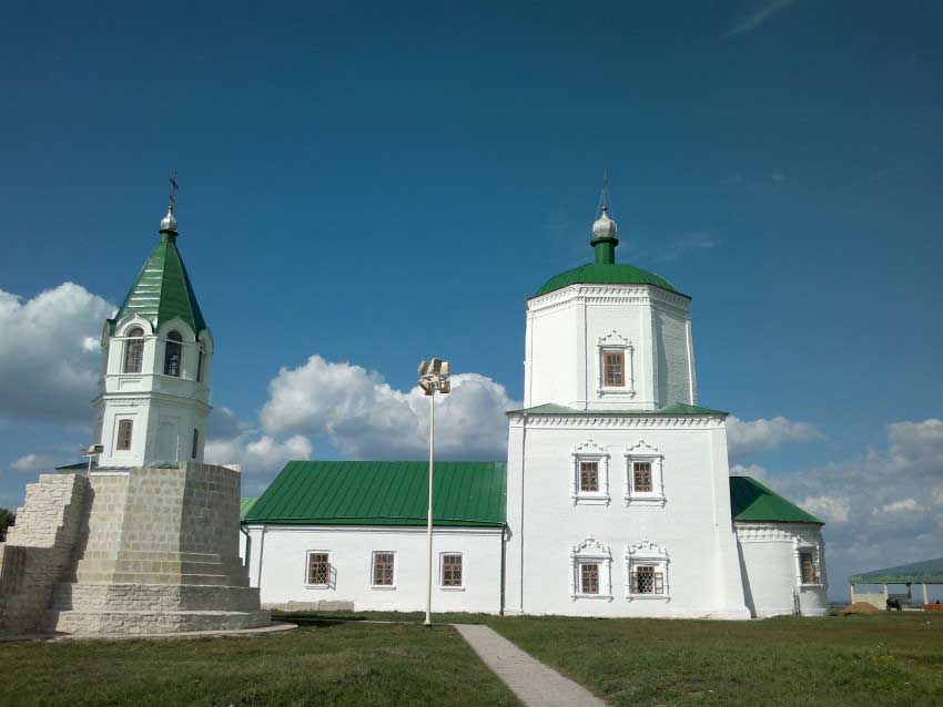 Успенская церковь в Булгаре в Татарстане